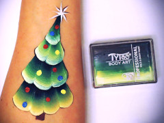 Karácsonyfa testfestés villámgyors elkészítése TyToo csíkos arcfestékkel [lépésről-lépésre]