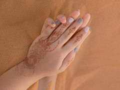 Kíváncsi vagy a 2021-es henna trendekre?
